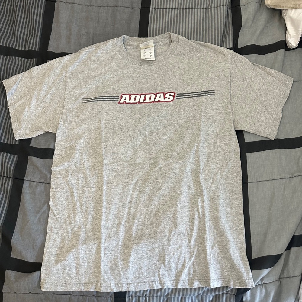 Vintage Adidas Sportswear shirt Y2K Size Medium